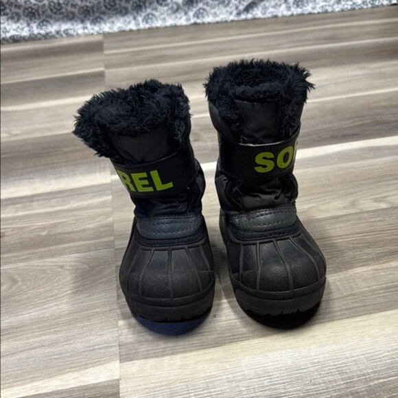 Sorel Black Winter Boots with Fur Trim size 8 - Picture 1 of 7
